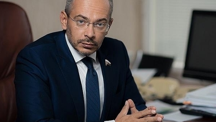 Похлеще всякого шоу": продюсер рассказала о поведении актёра Николаева - Рамблер