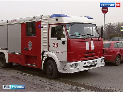 В Москве сгорел автобус техслужбы