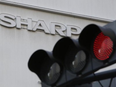 СМИ: стоимость покупки Sharp сократится на $900 млн