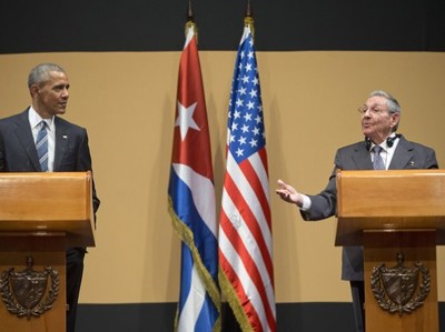 Кастро напомнил Обаме о блокаде и Гуантанамо
