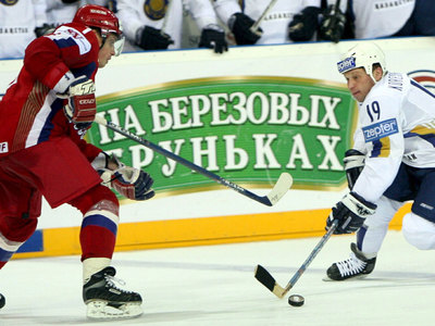 Олимпийская сборная России по хоккею разгромила Казахстан