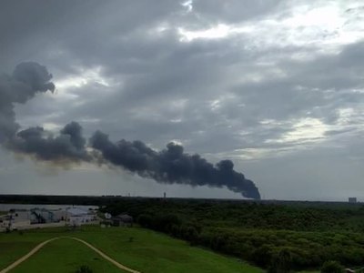 На мысе Канаверал взорвалась ракета Falcon 9