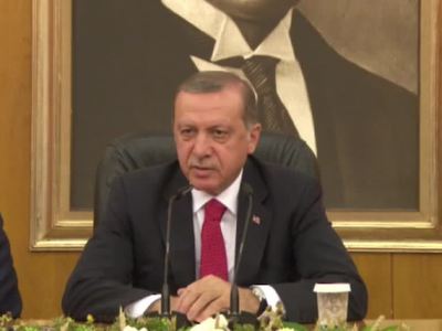 Кортеж Эрдогана попал в ДТП после пятничной молитвы