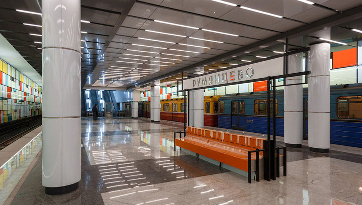 Четыре станции красной ветки московского метро закрывались из-за ЧП с пассажиром