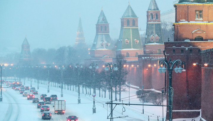 МЧС: в Москве ожидаются сильный ветер, метель и гололедица