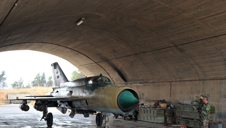 По базе ВВС Сирии в Хомсе нанесен ракетный удар