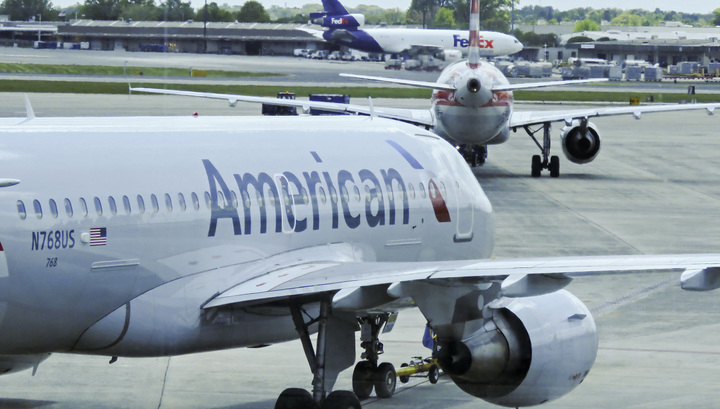 Самолет United Airlines совершил незапланированную посадку из-за собаки на борту
