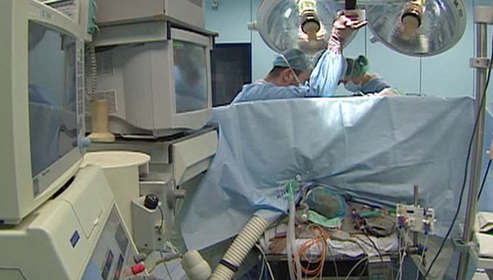 Пересадку мозга делают. Операция по пересадке головы человека. Трансплантация головного мозга человеку. Серджио канаверо голова человека. Осложнения после трансплантации костного мозга.