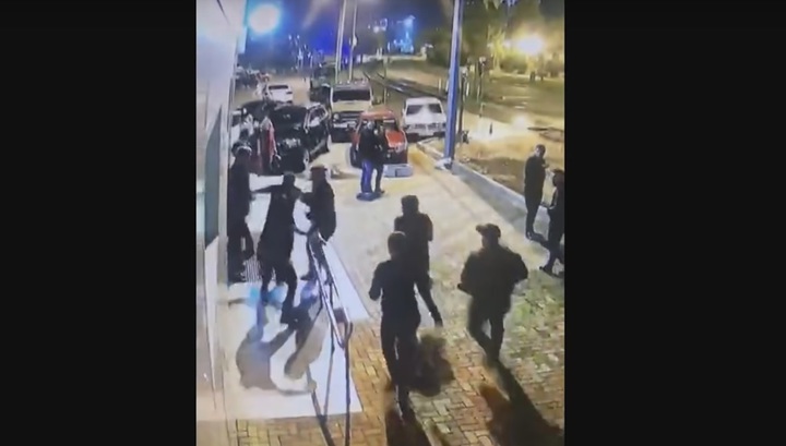 Убийство в ночном клубе в Туапсе попало на видео