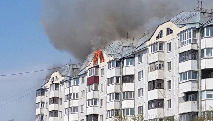 Дом в Южно-Сахалинске загорелся из-за детской шалости