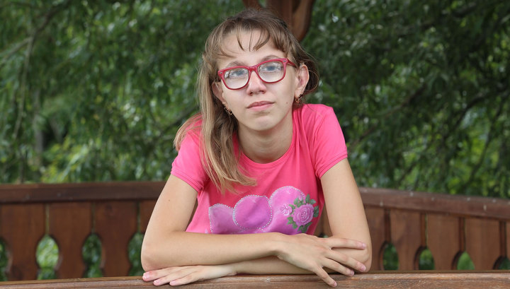 Нужна помощь: Камилле Качелаевой требуются слуховые аппараты