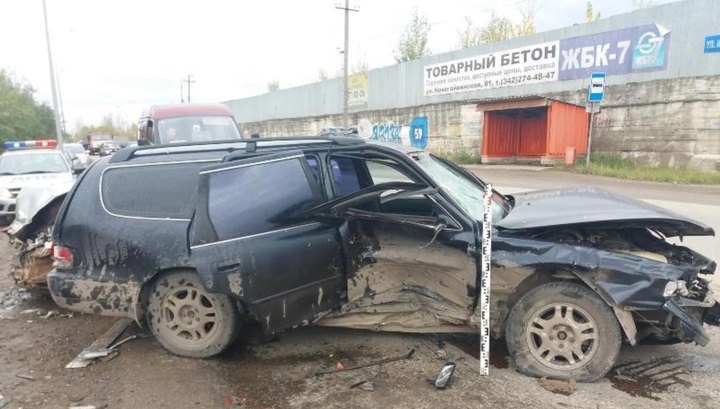 Водитель в Перми насмерть сбил женщину и устроил массовое ДТП на "встречке"