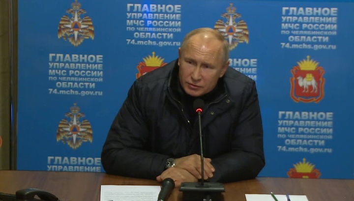 Путин попросил россиян в новогоднюю ночь вспомнить о погибших в Магнитогорске