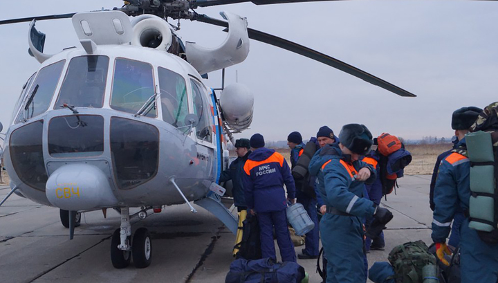 На Дальний Восток к реке Бурее доставлена группа спасателей