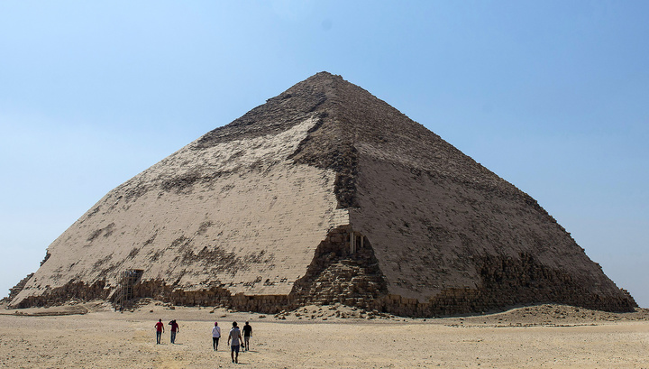 Ломаную пирамиду впервые открыли для туристов