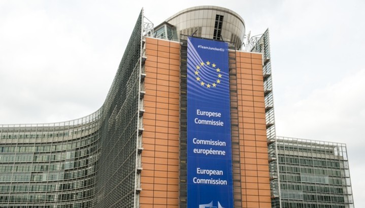 Еврокомиссия ограничит доступ к финансовому рынку ЕС для пяти стран