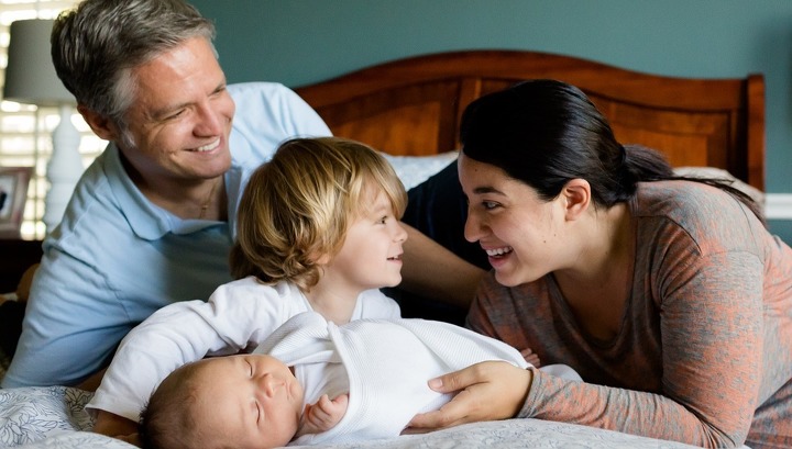 Доказано наукой: дети делают родителей счастливее
