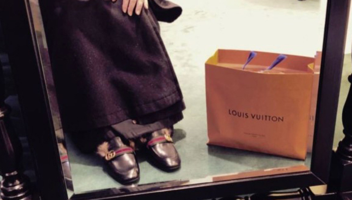 Тверской священник получил выговор за фото с вещами Gucci и Louis Vuitton