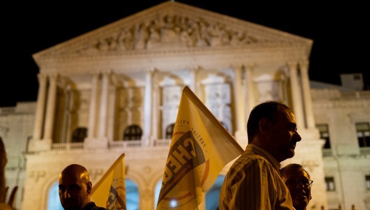 Португалия оказалась во власти популистов