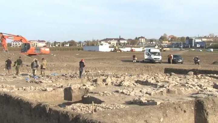 При строительстве трассы А-290 нашли остатки шести древнегреческих усадеб