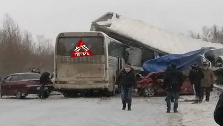 Массовое ДТП на объезде Краснокамска: пострадали 9 человек