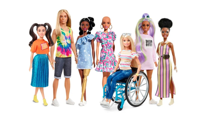 Barbie выпустят кукол с лысиной, инвалидностью и кожными заболеваниями