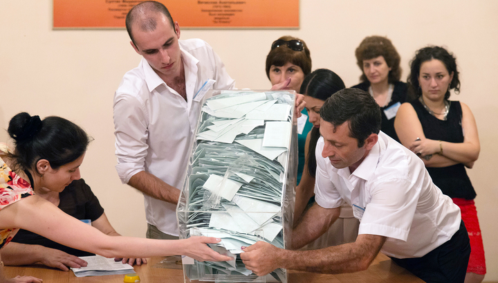 Все претенденты на кресло главы Абхазии проголосовали