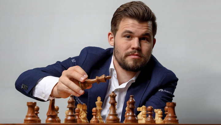 Карлсен обыграл Лижэня и вышел в финал шахматного онлайн-супертурнира