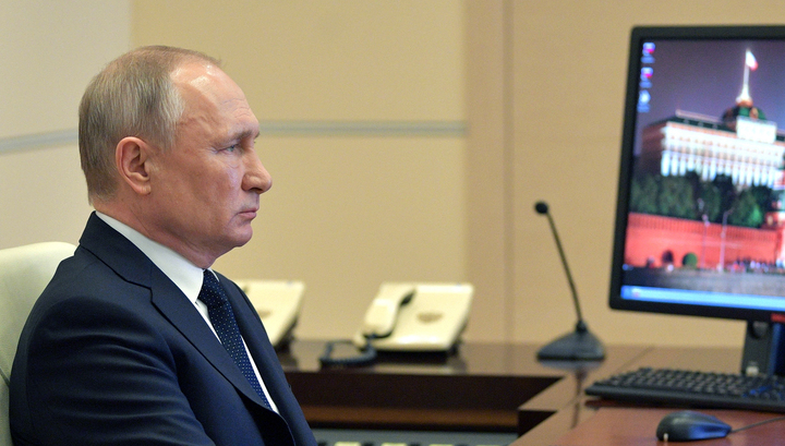 Песков анонсировал выход Путина из самоизоляции