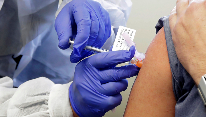 Минздрав: разрабатывается несколько вакцин, добровольцы для испытаний набраны