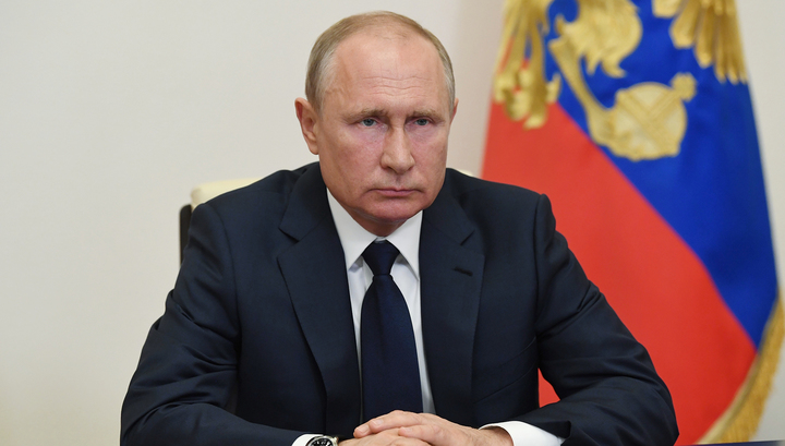 Путин поручил вести постоянный мониторинг эпидситуации в Дагестане