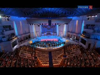Концертный зал Чайковского оккупировали дети (Вести.Ru)