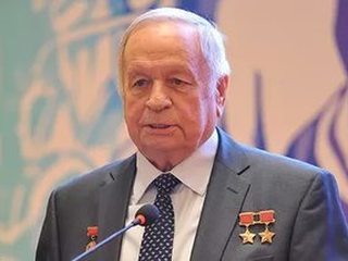На 83-м году умер летчик-космонавт СССР Виктор Горбатко
