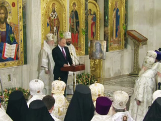 Владимир Путин подарил храму Воскресения Христова и Новомучеников и Исповедников Церкви Русской икону Иоанна Предтечи XIX века