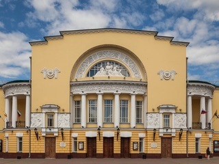 Владимир Мединский заявил об объединении Александринского и Волковского театров
