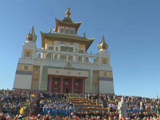 В Калмыкии в честь буддийского праздника Ур Сар прошел концерт-подношение