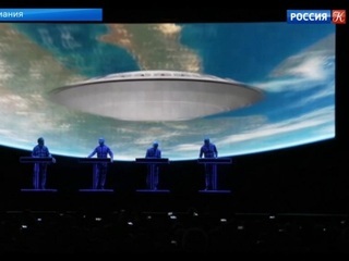 Астронавт подыграл группе Kraftwerk из космоса