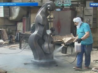 Во дворе Академии музыки имени Гнесиных установят скульптуру “Мать и дитя”