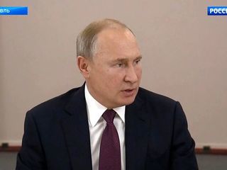Владимир Путин встретился с представителями театрального сообщества