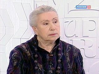 Татьяна Колганова В Короткой Юбке – Черный Ворон (2001)