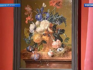 Украденная картина Яна ван Хёйсума “Ваза с цветами” вернулась в Палаццо Питти