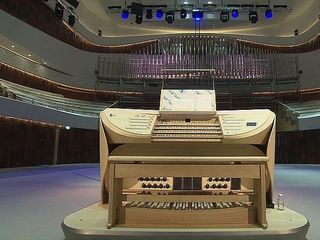 В зале „Зарядье“ презентовали самый большой в Москве концертный орган