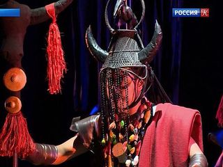 Индийский театр „Хорус“ показал в Санкт-Петербурге трагедию „Макбет“