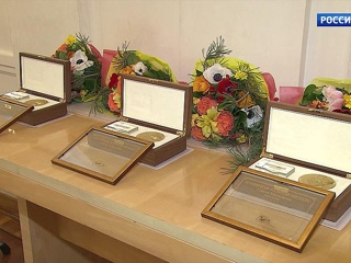 Памятную медаль Сергея Михалкова вручили деятелям культуры и искусства