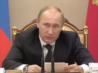 Президент поздравил Владимира Наумова с 85-летием