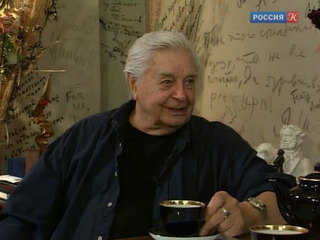 Любимов запретил Театру на Таганке показ его авторских спектаклей