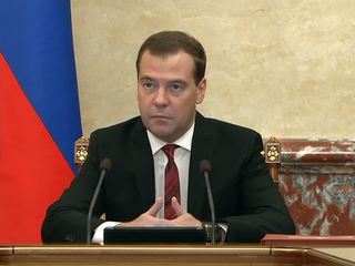Медведев поздравил работников и ветеранов ракетно-космической отрасли с Днем космонавтики