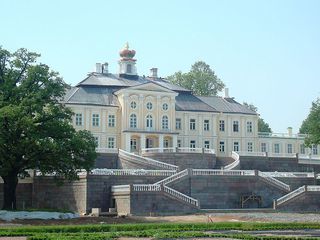 В Ораниенбаум вернулся портрет великой княгини Елены Павловны