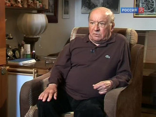 Спектакль с участием Льва Дурова заменен на постановку в его режиссуре