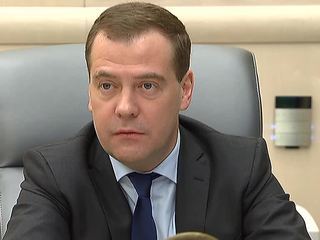 Медведев поздравил с днем рождения народную артистку СССР Юлию Борисову